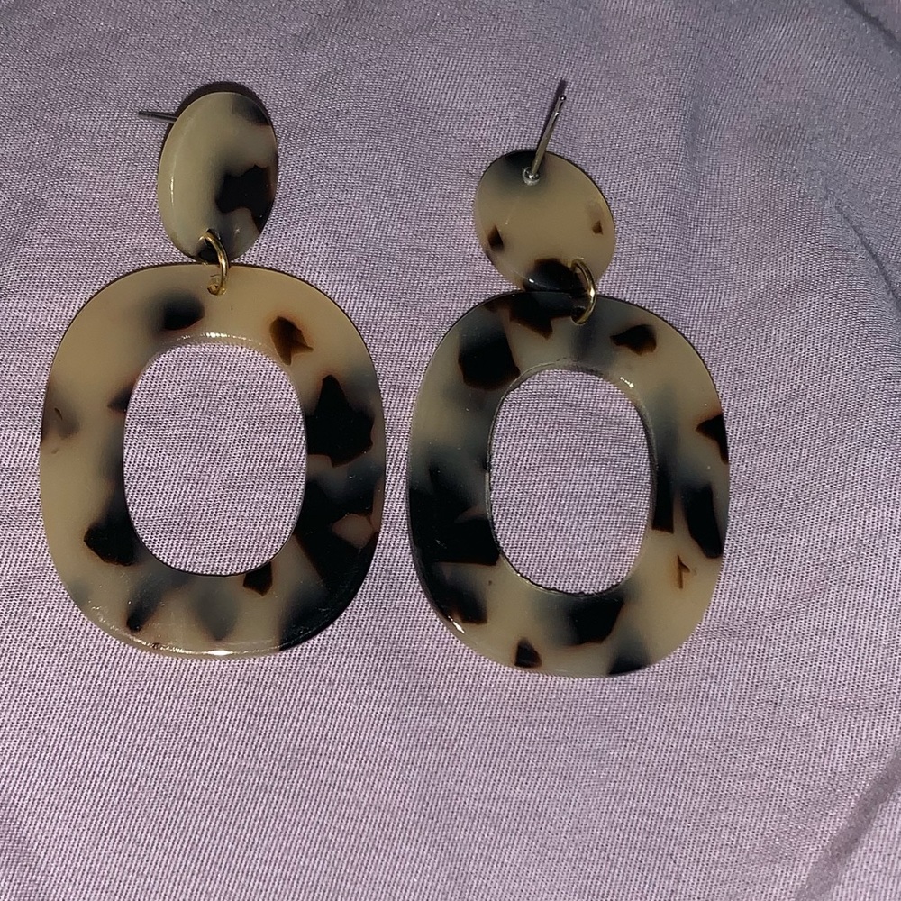 Tortoise shell earrings